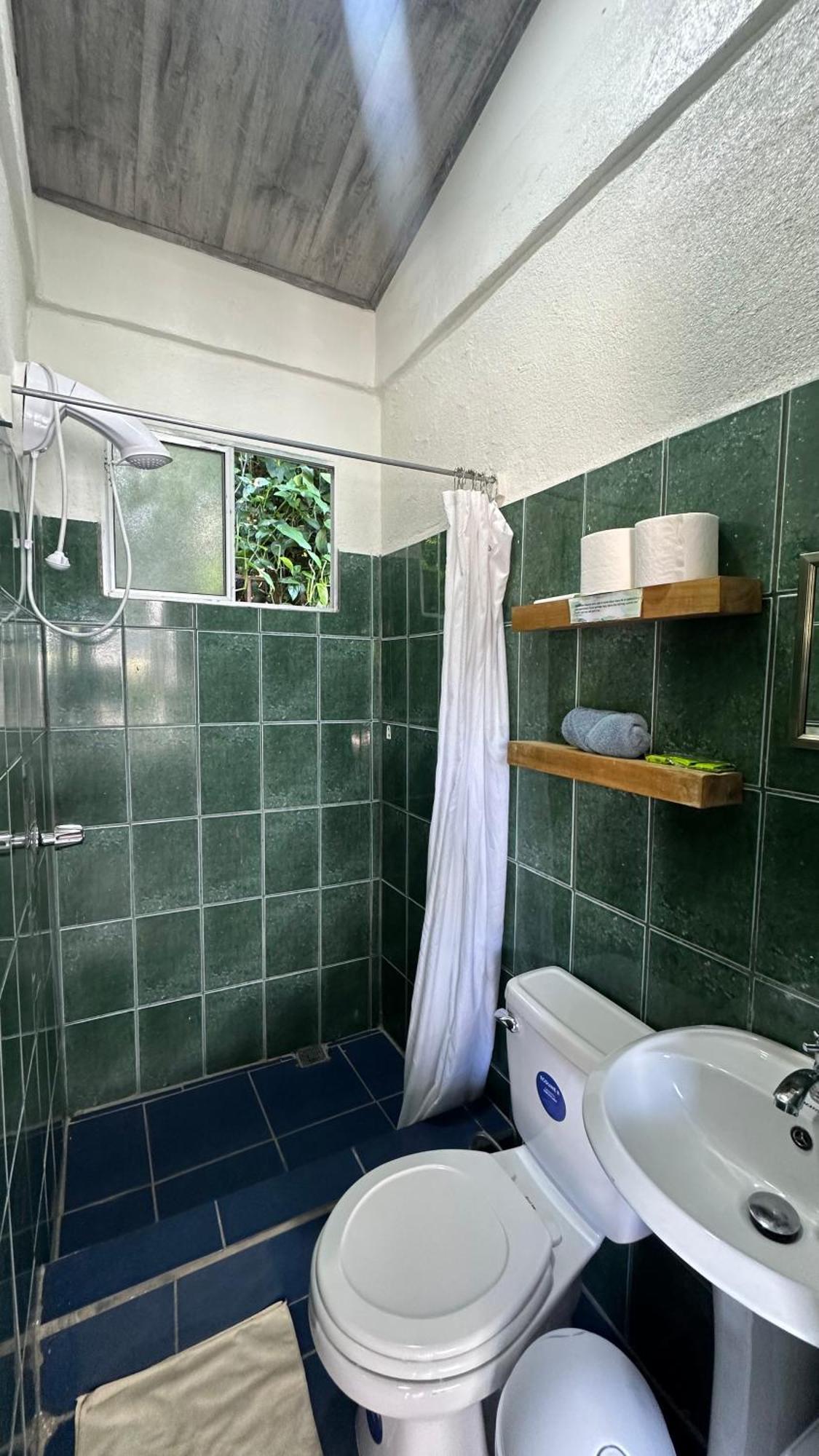 Rooms & Pool Macaws Uvita Exteriér fotografie